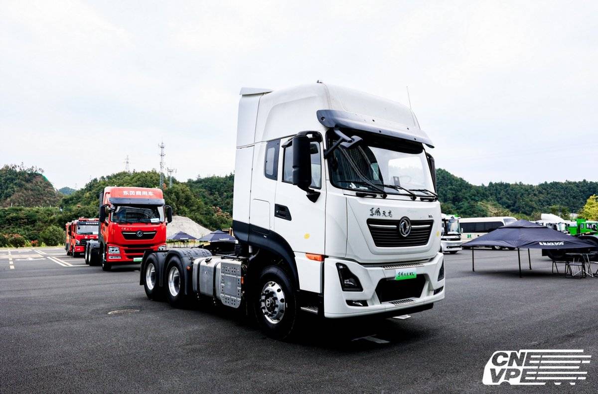 東風商用車亮相新能源汽車零部件交易會